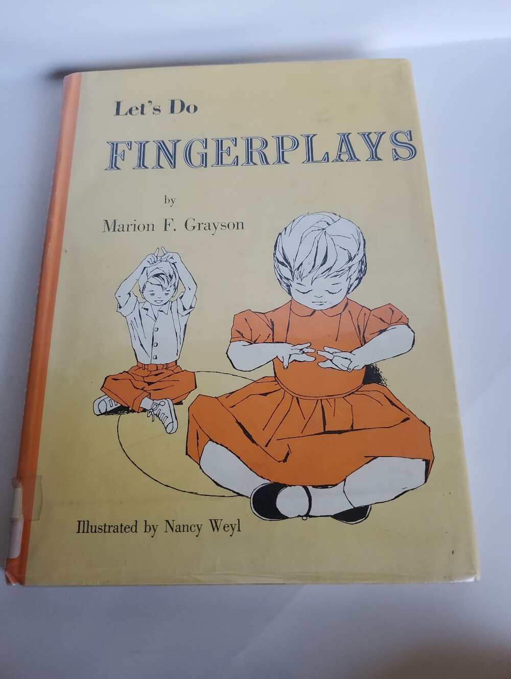 Let's Do Fingerplays Children's Book -marion Grayson Harscover Preowned